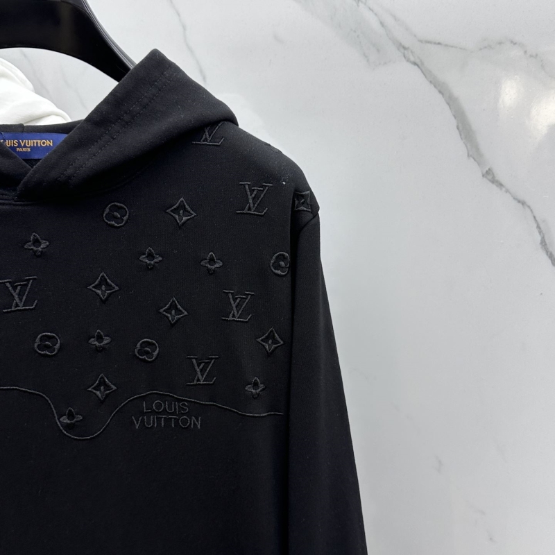 l0vis Vvtt0n hoodies